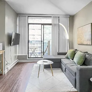 Holiday home Top Floor Unit On Granville Strip Yaletown Area, Vancouver